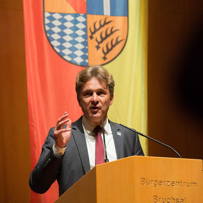 Bild vergrößern: Der Karlsruher Oberbürgermeister Dr. Frank Mentrup sprach auch als Vorsitzender der Technologieregion Karlsruhe