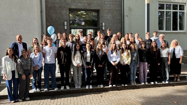 Bild vergr&ouml;&szlig;ern: Start im Landratsamt Karlsruhe - 37 junge Menschen beginnen ihren beruflichen Werdegang mit einer Ausbildung oder einem Studium.