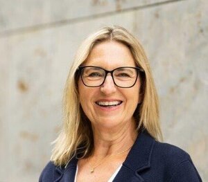 Annette Dossinger Portr&auml;t