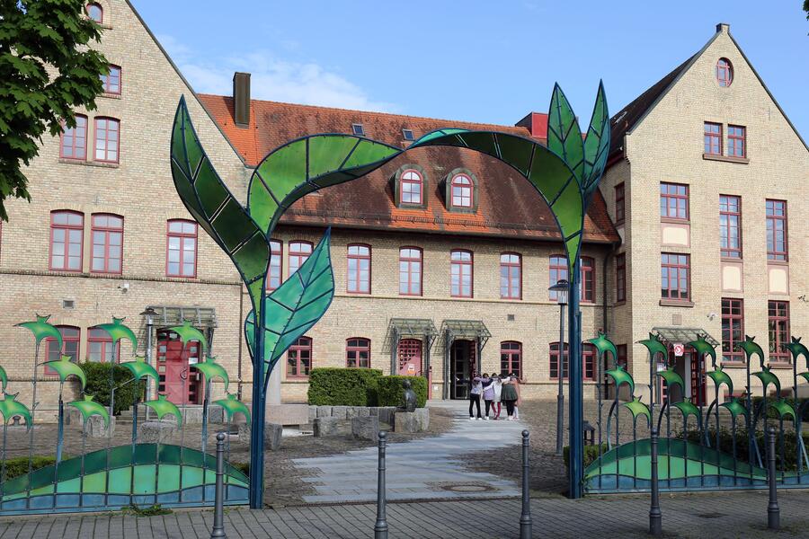 Bild vergrößern: Das Bürgerhaus Wellensiek & Schalk in Oberhausen-Rheinhausen war früher eine Tabakfabrik