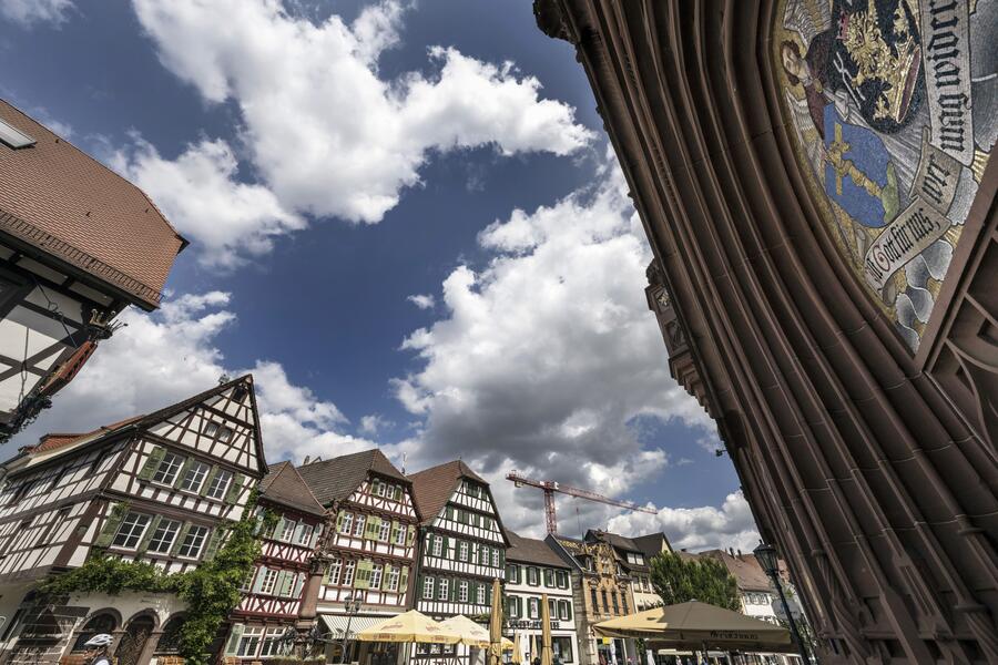 Bild vergrößern: Historischer Marktplatz in Bretten mit dem Melanchthonhaus