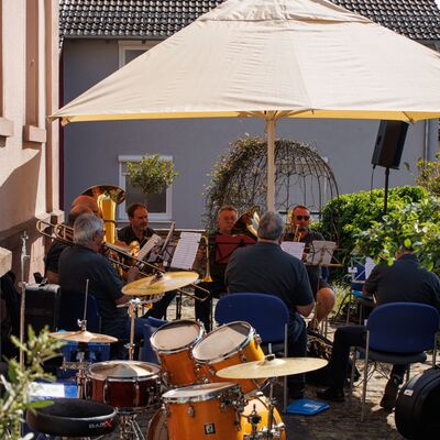 Bild vergrößern: Dorfbrunnenfest in Etzenrot
