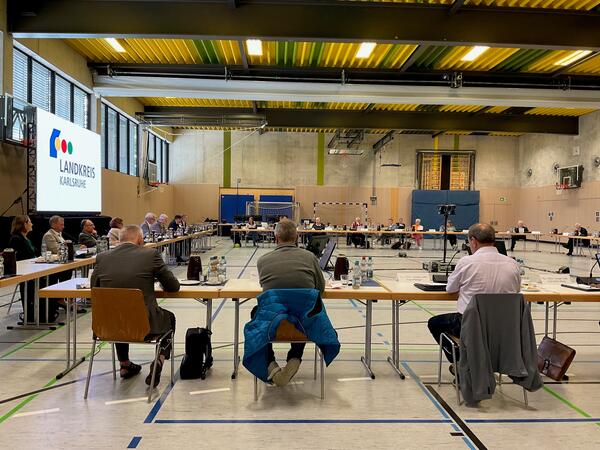 Bild vergr&ouml;&szlig;ern: Der Jugendhilfe- und Sozialausschuss befasste sich mit den Auswirkungen der Cannabislegalisierung auf die Suchtpr�vention und die Jugendhilfe.